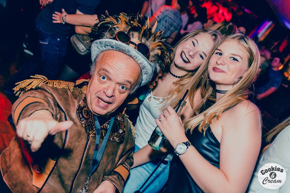 23244174_1628659910506213_2668437408801133279_n